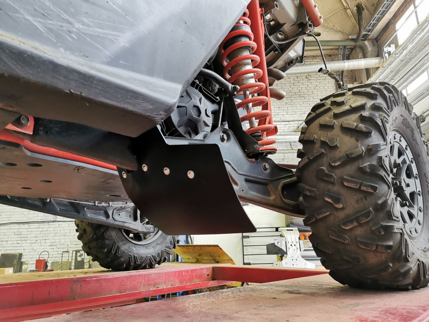 Купить брызговики задние brp can-am maverick x3 rzr pro xp z force 1000 sport по цене 4 773 р.. Низкие цены. Большой выбор. Доставка по всей России.  Интернет-магазин в Москве. Только положительные отзывы!