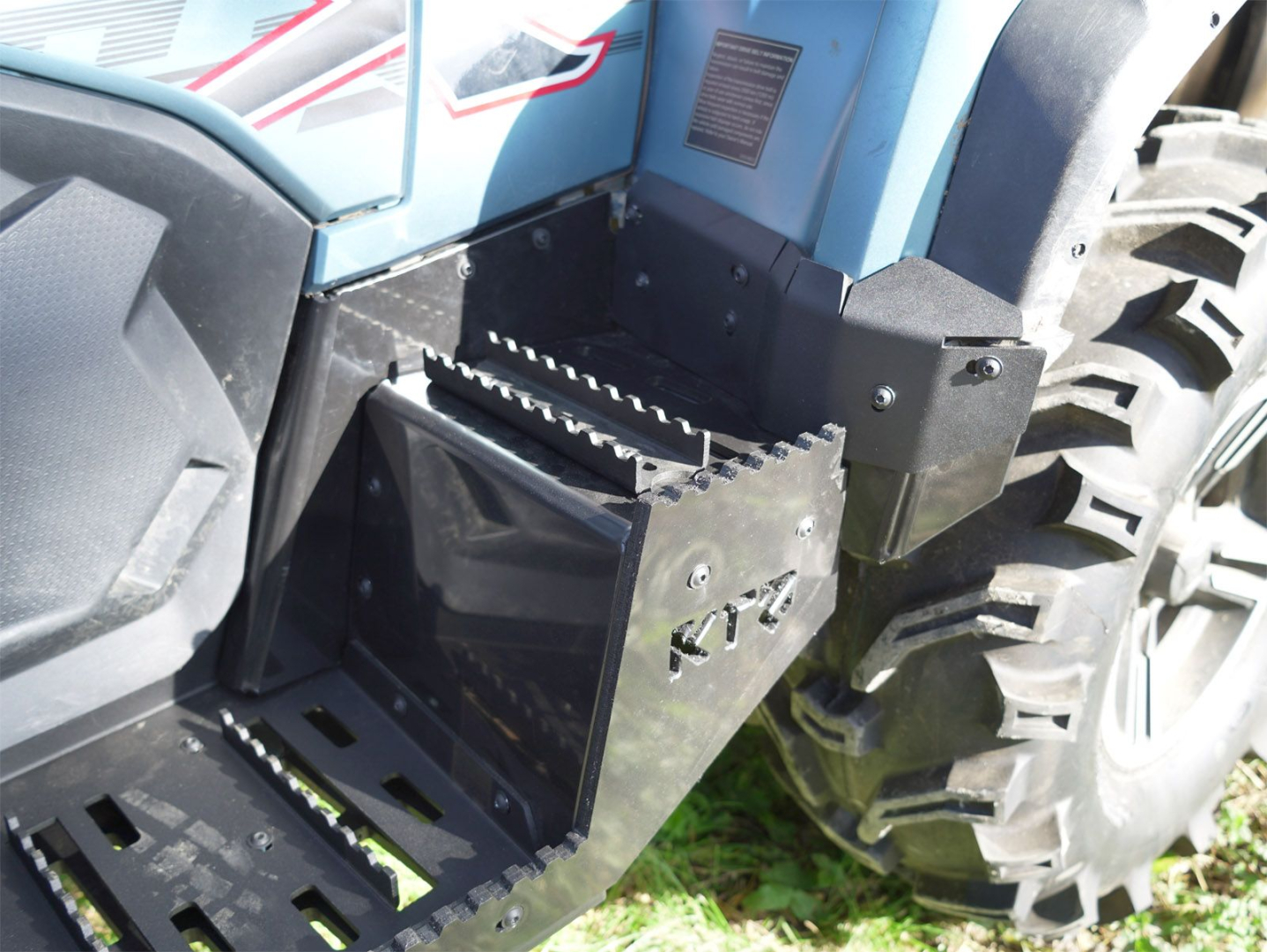 Купить подножки ktz квадроцикл loncin xwolf 700l версия стандарт по цене 31 900 р.. Низкие цены. Большой выбор. Доставка по всей России.  Интернет-магазин в Москве. Только положительные отзывы!