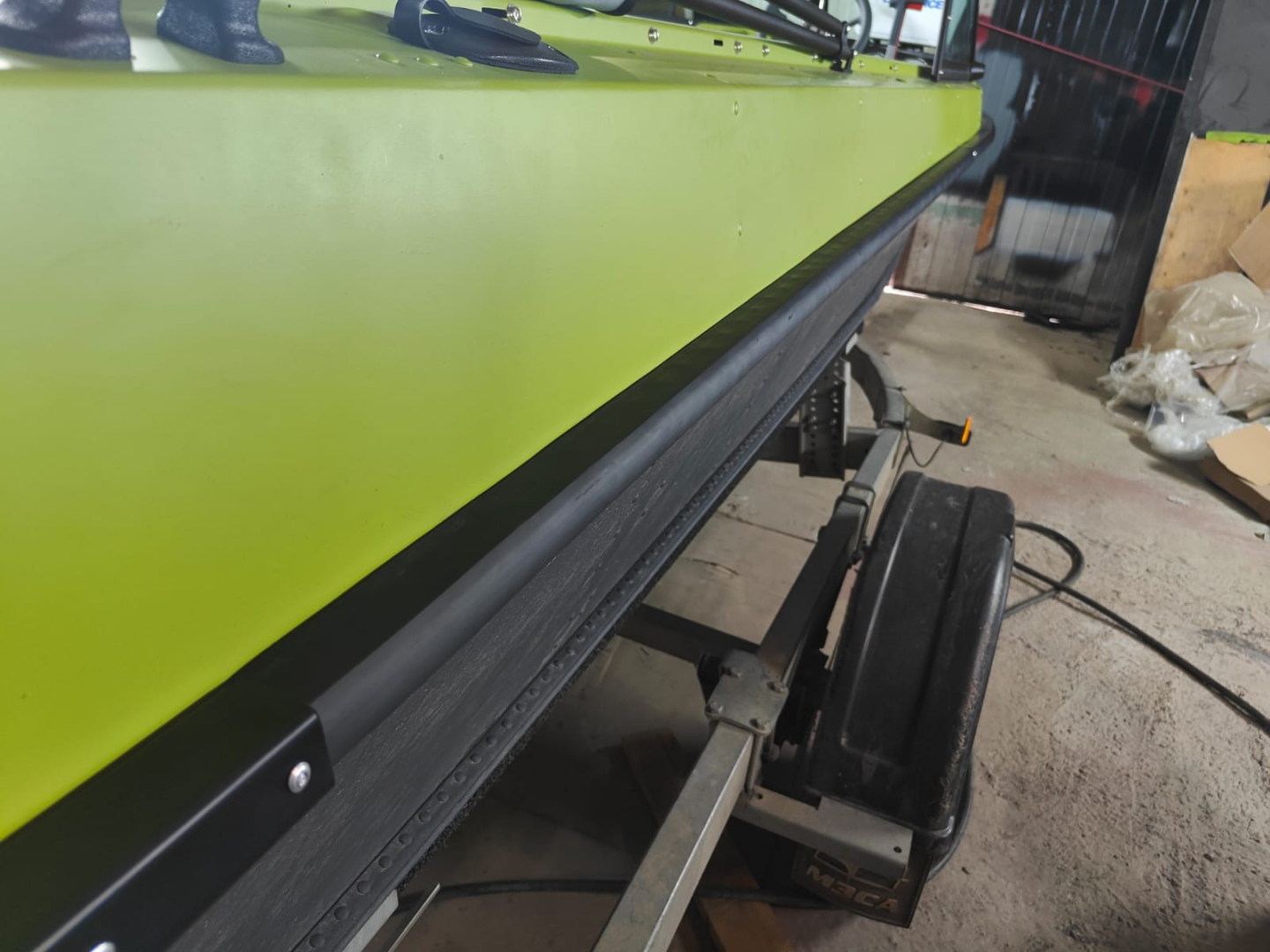 Купить привальный брус (фальшборт) бортовая накладка 10 м по цене 7 500 р. Низкие цены. Большой выбор. Доставка по всей России. Интернет-магазин в Москве. Только положительные отзывы!