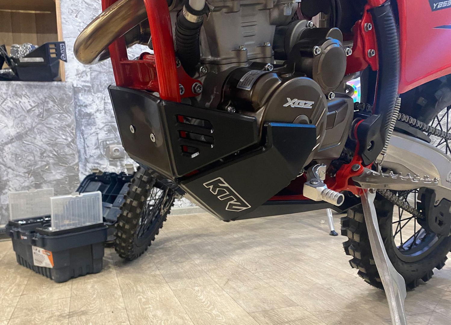 Купить защита двигателя ktz мотоцикла xgz g26 ybs300 (4t lх176мn) 2024 по цене 5 500 р.. Низкие цены. Большой выбор. Доставка по всей России. Интернет-магазин в Москве. Только положительные отзывы!