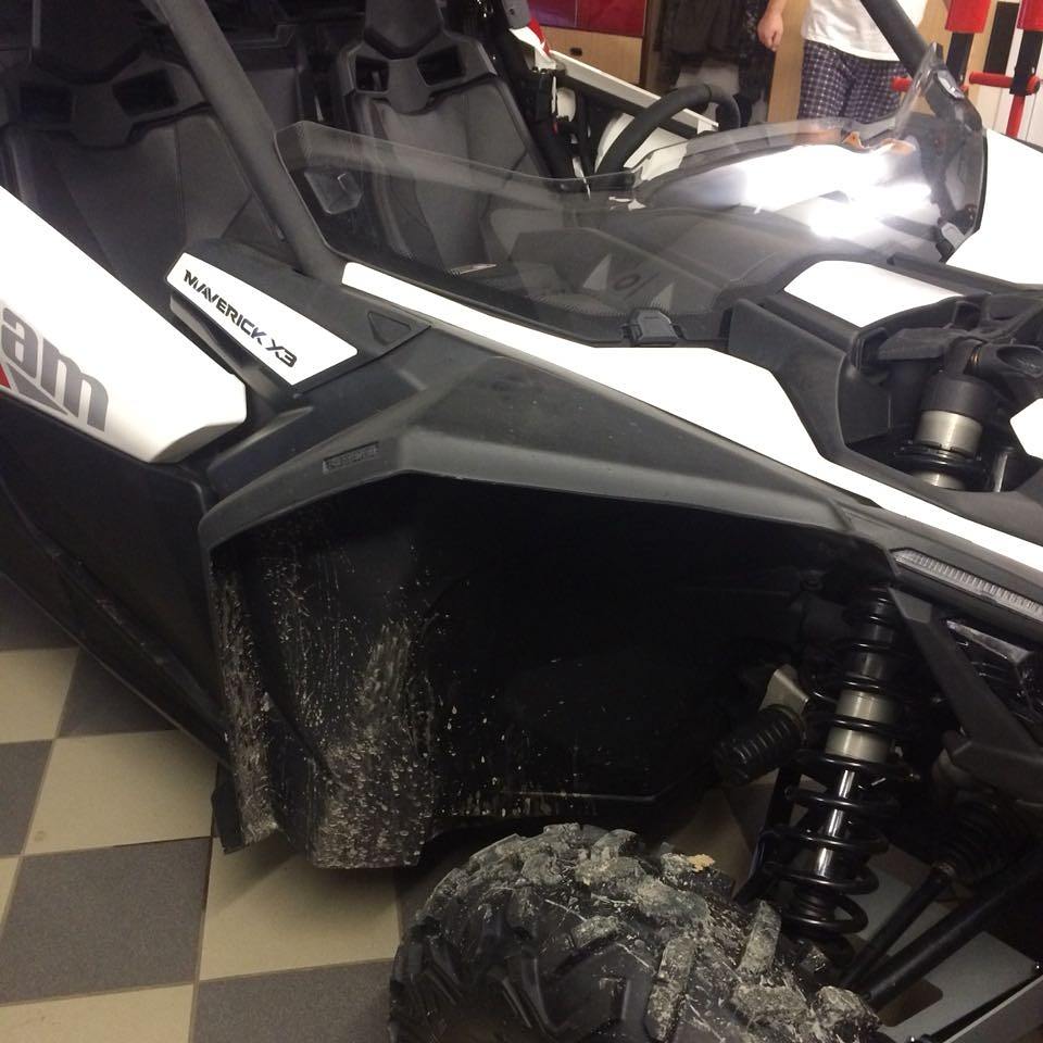 Купить расширители арок (крыльев) brp maverick x3 узкий вариант xds по цене 12 850 р.. Низкие цены. Большой выбор. Доставка по всей России.  Интернет-магазин в Москве. Только положительные отзывы!