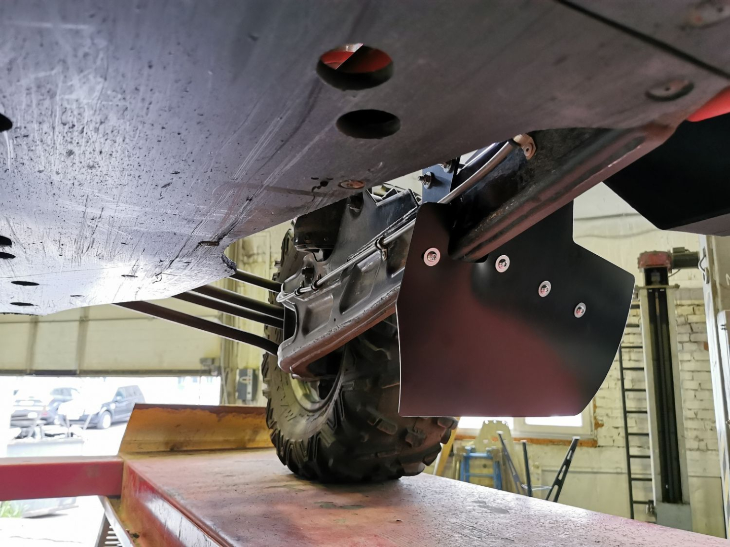 Купить брызговики задние brp can-am maverick x3 rzr pro xp z force 1000 sport по цене 4 773 р.. Низкие цены. Большой выбор. Доставка по всей России.  Интернет-магазин в Москве. Только положительные отзывы!