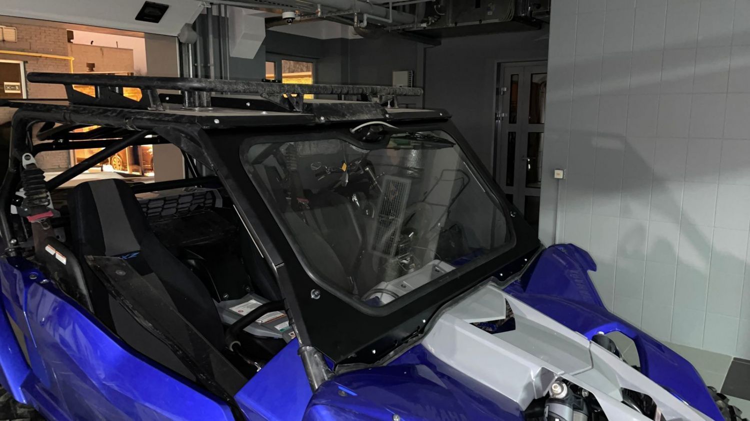 Купить лобовое стекло yamaha yxz1000 2019- по цене 59 280 р.. Низкие цены. Большой выбор. Доставка по всей России.  Интернет-магазин в Москве. Только положительные отзывы!