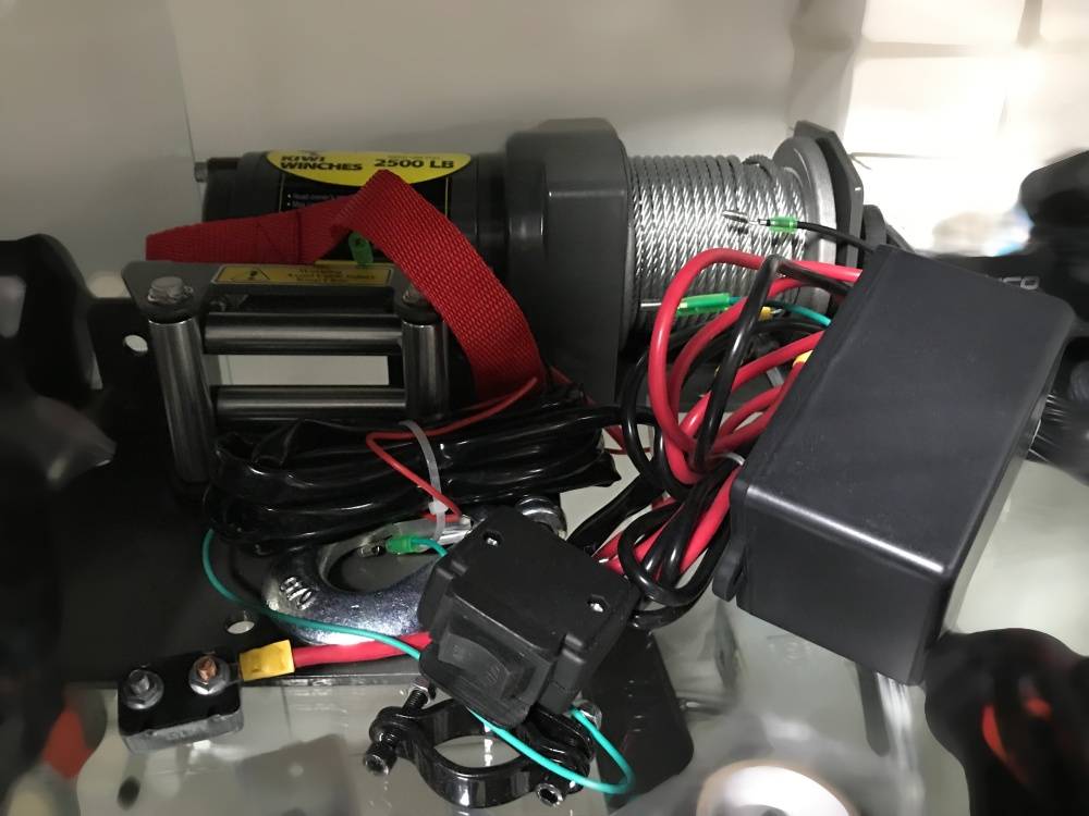 Купить лебедка kiwi winches 2500 стальной трос по цене 13 500 р.. Низкие цены. Большой выбор. Доставка по всей России.  Интернет-магазин в Москве. Только положительные отзывы!