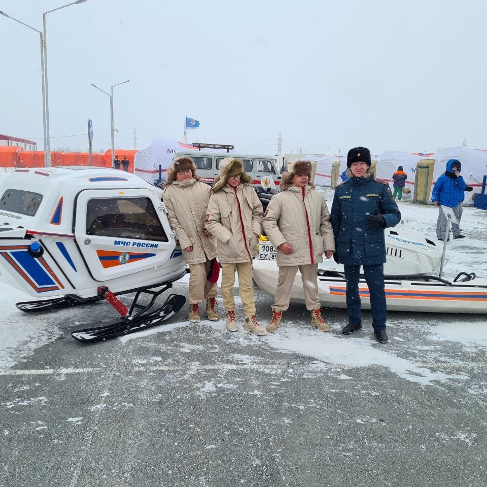 Сани для снегохода кабинные Snowcruiser для снегохода или мотособаки по низкой цене в Москве. Можете купить недорого для мотобуксировщика и в наличии!Всего 370 000 р.