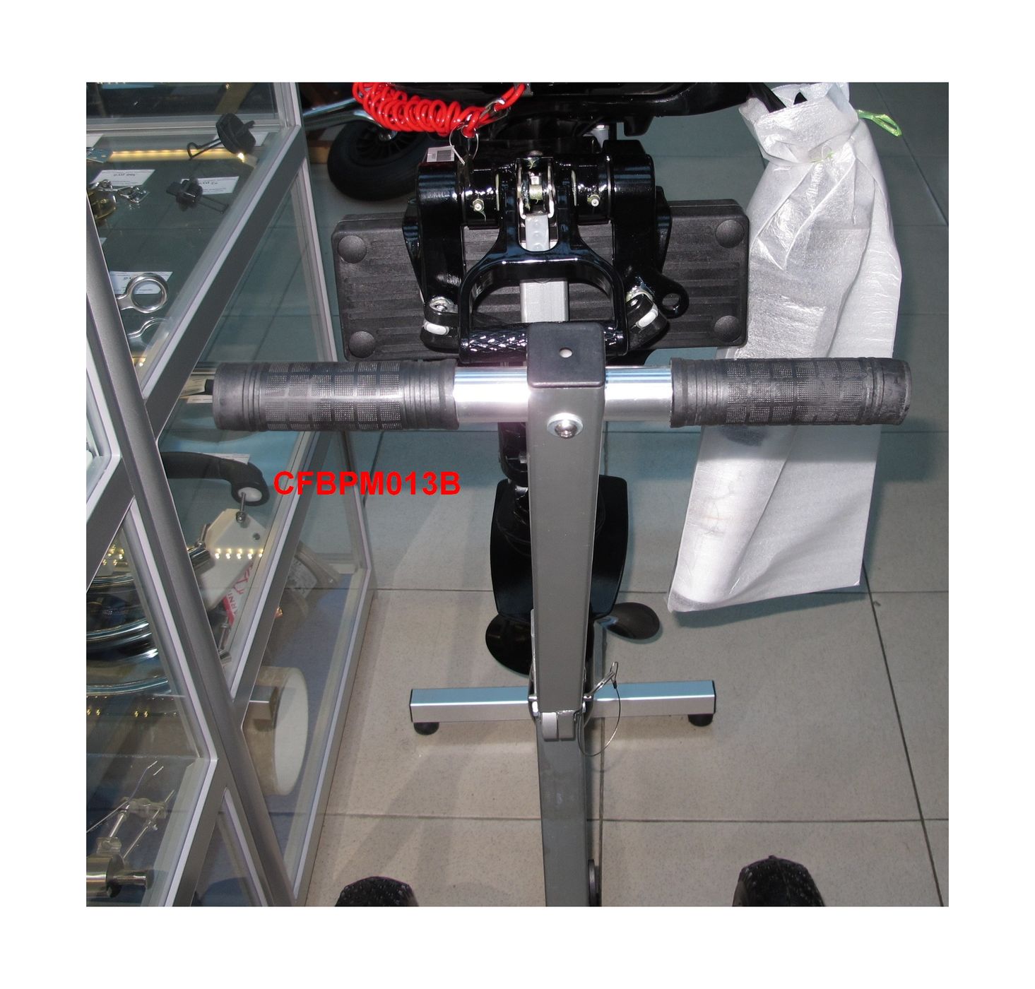 Тележка под мотор лодки катера разборная ПЛМ по низкой цене в Москве. Можете купить недорого для надувной лодки с доставкой по РФ. В наличии!Всего 16 500 р.