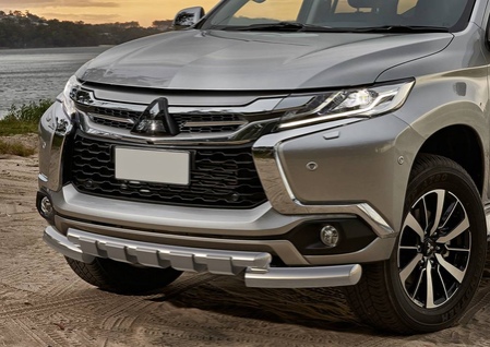 Защита переднего бампера d76+d57 с профильной защитой картера Mitsubishi (R.4012.004) Rival