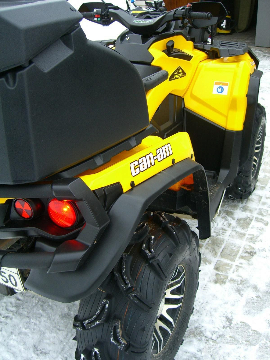 Купить расширители арок (крыльев) brp outlander g2 mp.0168 по цене 7 900 р.. Низкие цены. Большой выбор. Доставка по всей России.  Интернет-магазин в Москве. Только положительные отзывы!