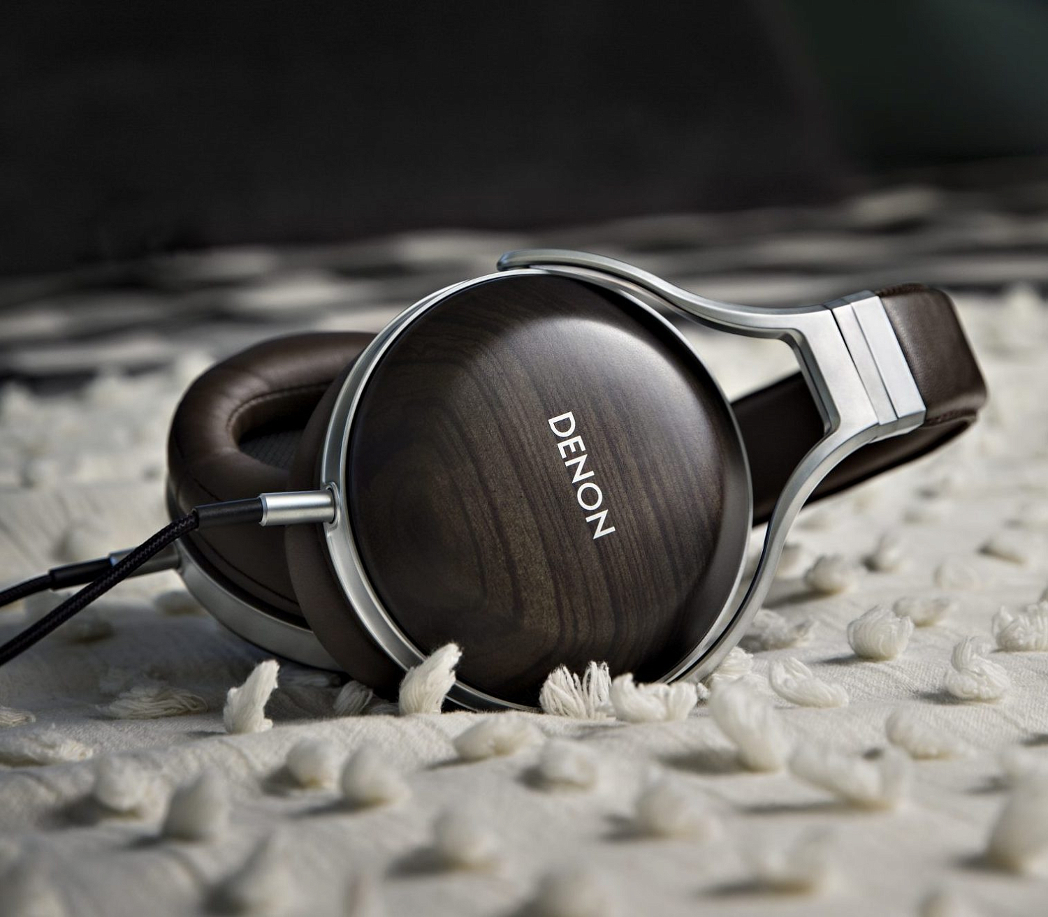 Накладные DENON AH-D5200
