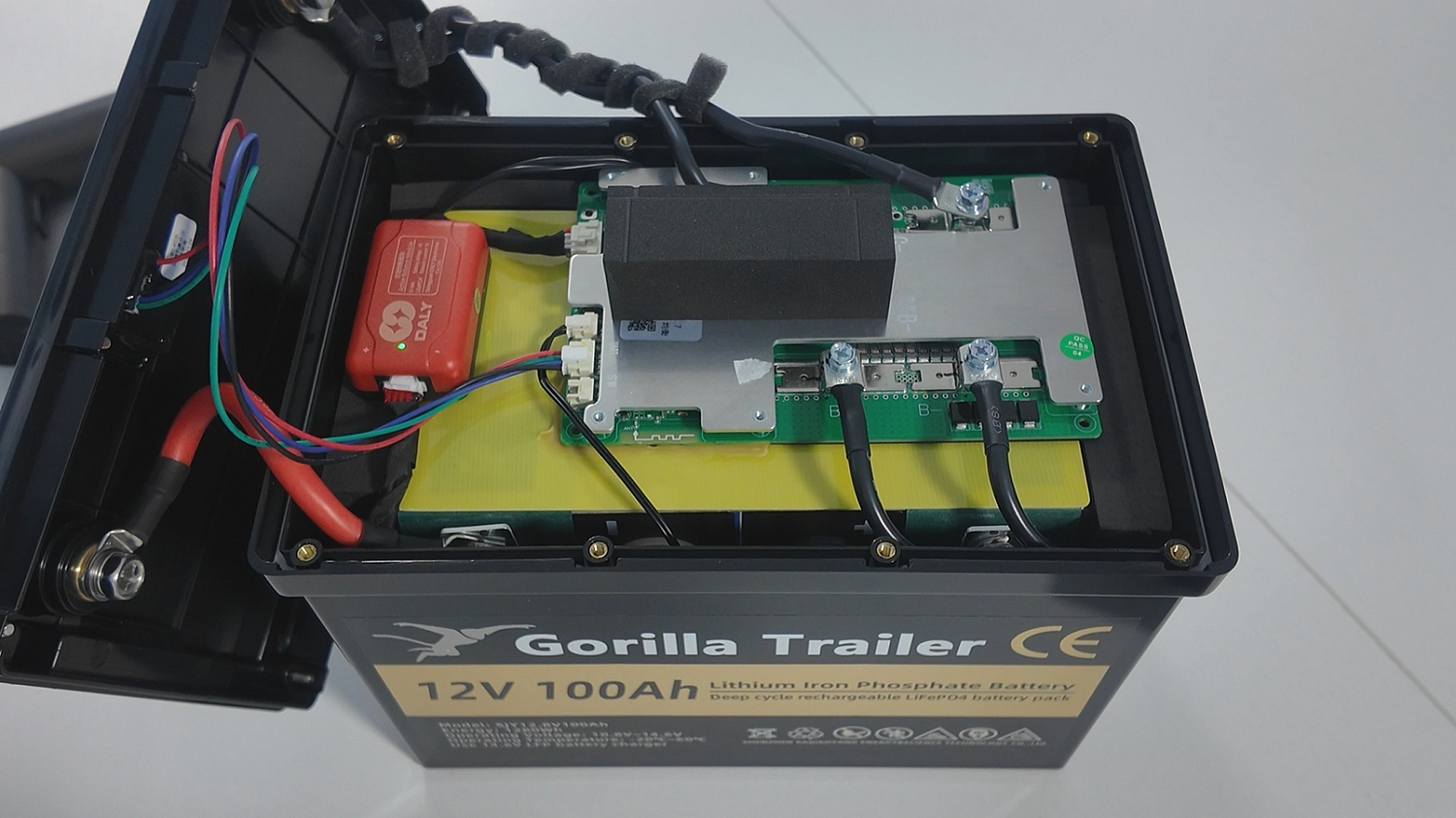 Купить тяговый аккумулятор акб lifepo4 12v 100ah лифер с зарядкой по цене 23 500 р. Низкие цены. Большой выбор. Доставка по всей России. Интернет-магазин в Москве. Только положительные отзывы!