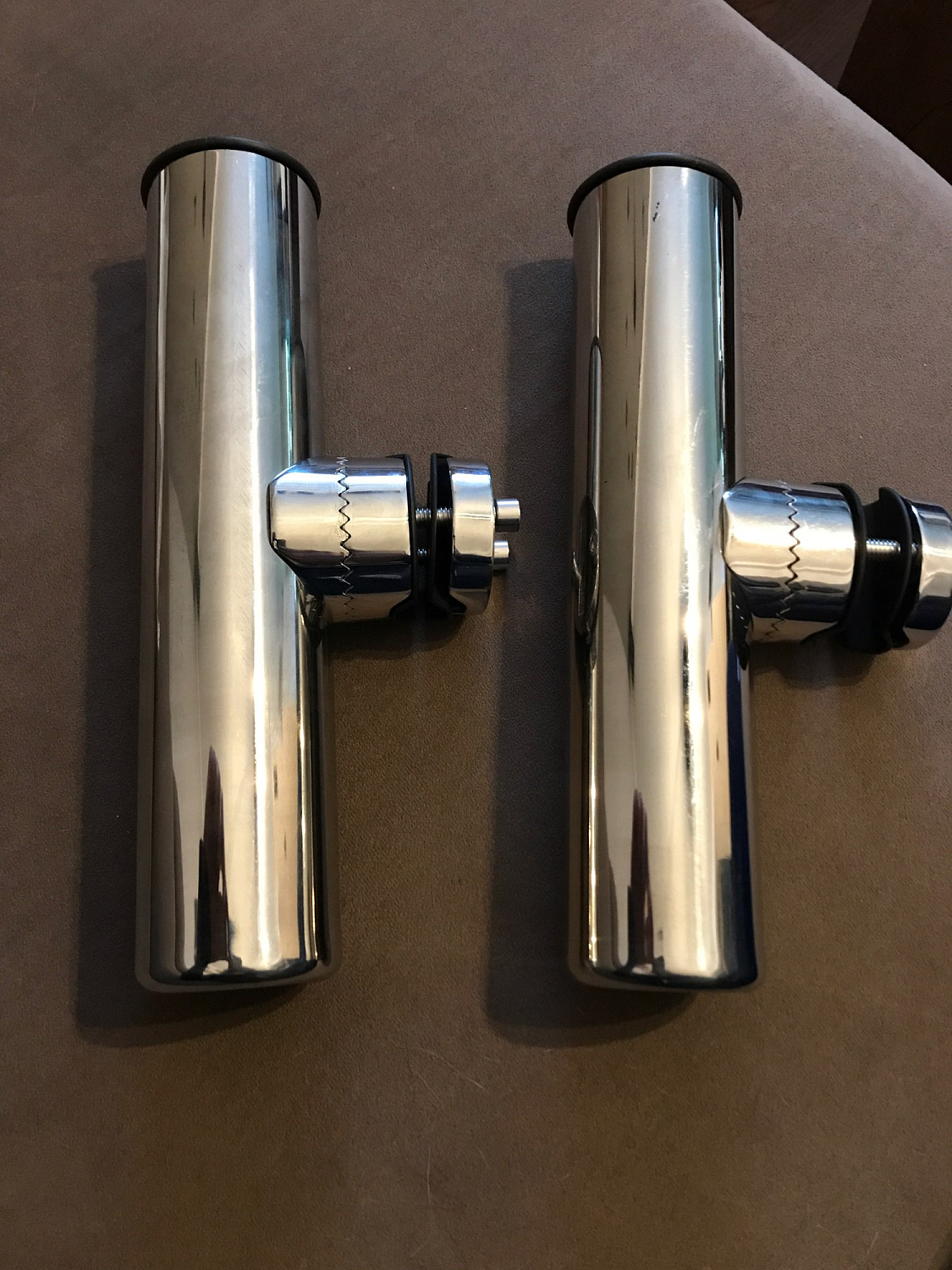 Купить держатель для удочки на леер лодку катер яхту нержавейка по цене 2 900 р. Низкие цены. Большой выбор. Доставка по всей России. Интернет-магазин в Москве. Только положительные отзывы!